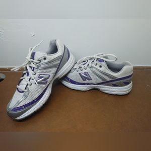 New Balance 425 Shoe Running Womens GW425WP White/Gray/Purple Size 7.5